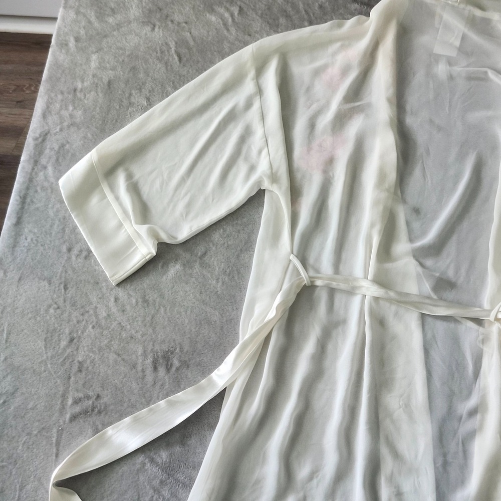 Expressions California Dynasty Embroidered Robe Satin Detail Floral Size Small - Picture 14 of 16